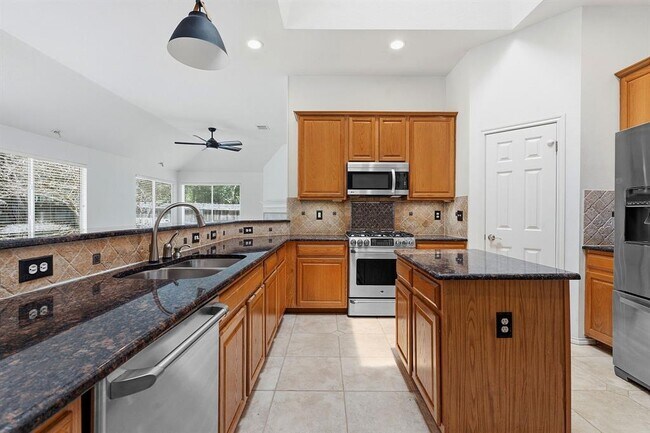 Building Photo - 5021 McDade Dr
