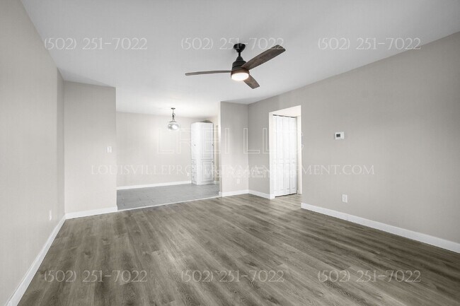 Building Photo - 3500 Lodge Ln