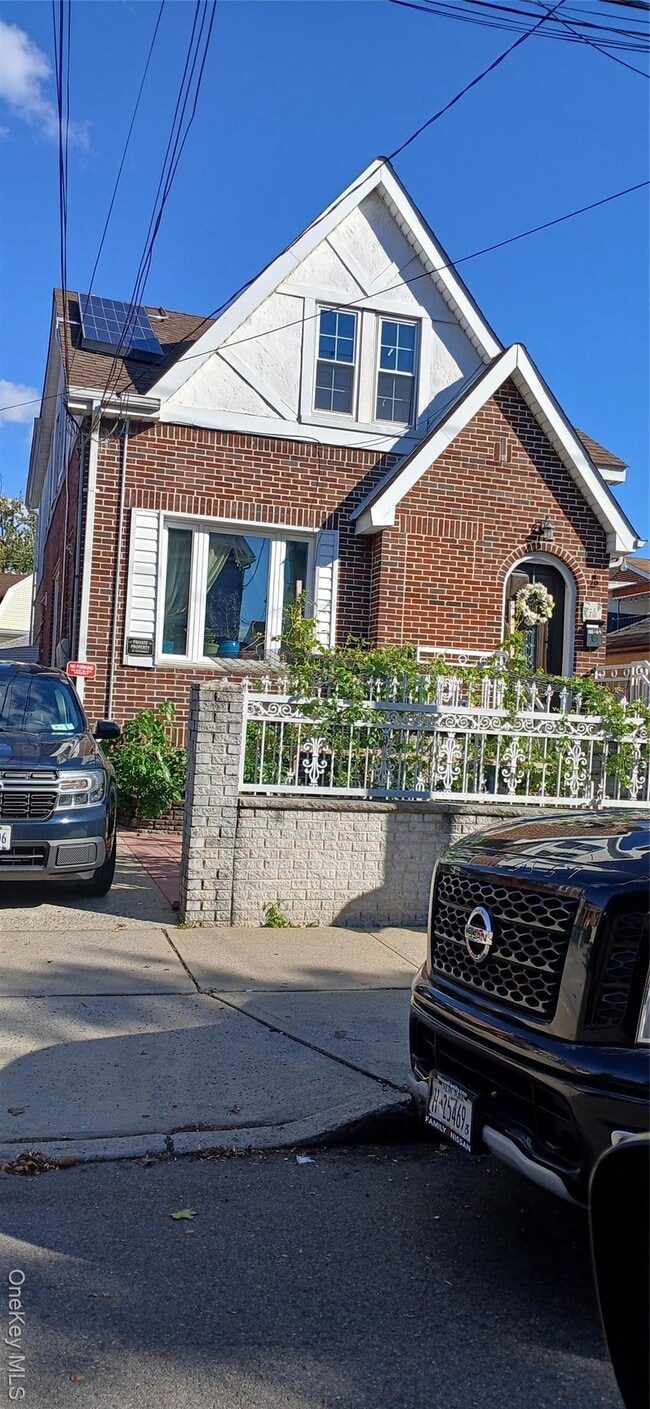 Primary Photo - 121-69 133rd St