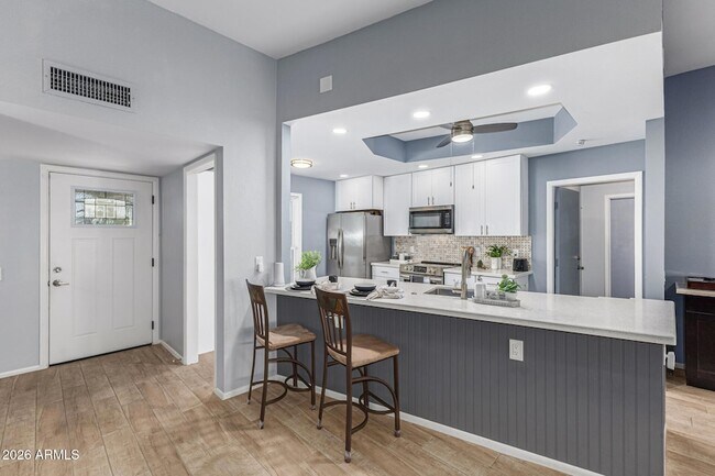 Building Photo - 11210 W Pueblo Ct