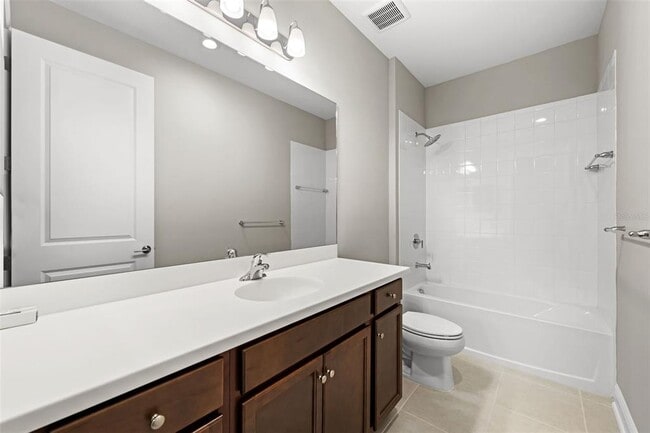 Building Photo - 10072 Lake Wales Cir