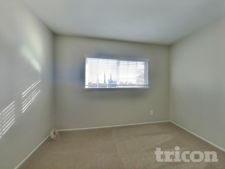 Building Photo - 331 El Dorado Dr