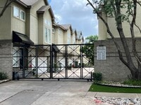 Building Photo - 3532 Cedarplaza Ln