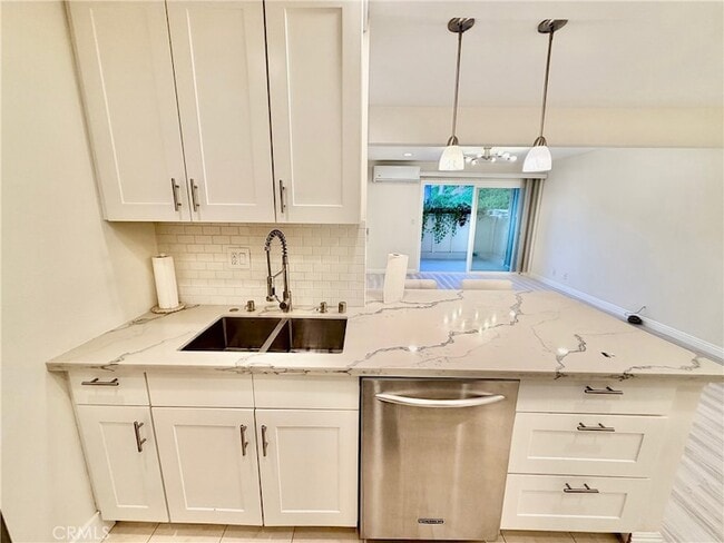 Building Photo - 28947 Thousand Oaks Blvd