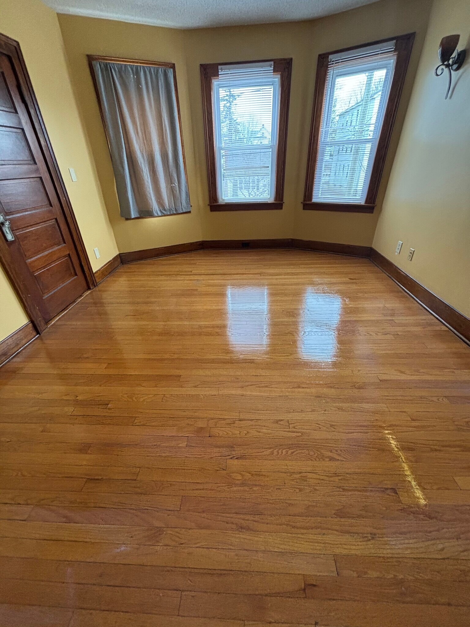 Building Photo - 33 Brooklawn St