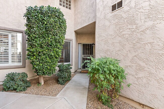 Building Photo - 4301 N 21st St