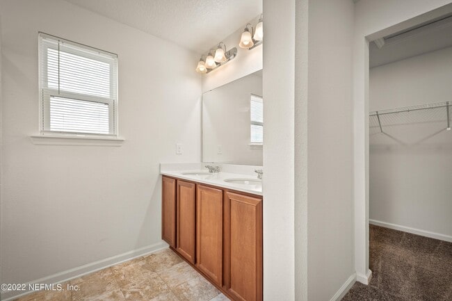 Building Photo - 120 Yellowfin Dr