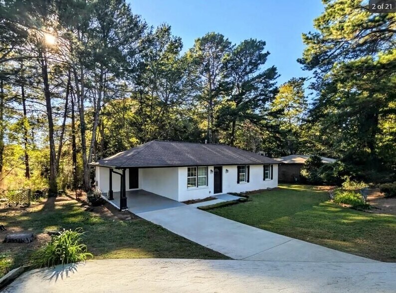 Building Photo - 537 Eastside Dr