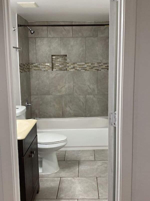 Building Photo - 3108 Glendale Ave