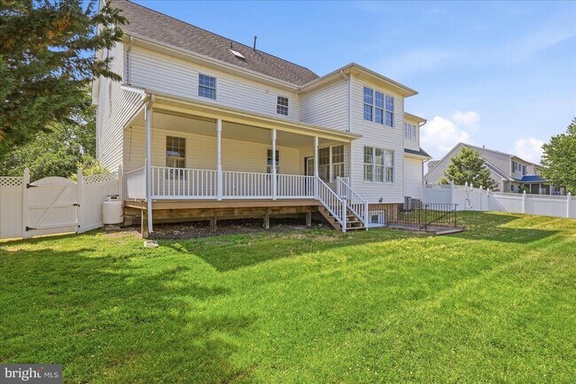 Building Photo - 104 Bramble Ct