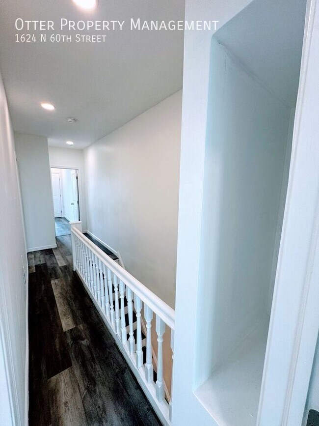 Building Photo - 1624 N 60th St