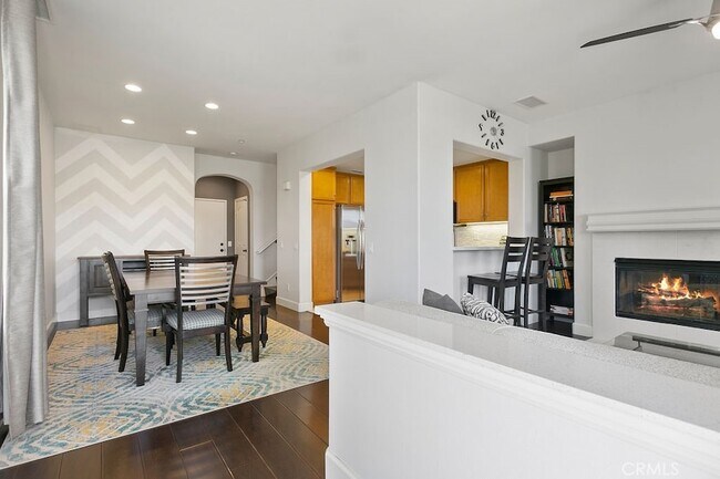 Building Photo - 44 Glenalmond Ln