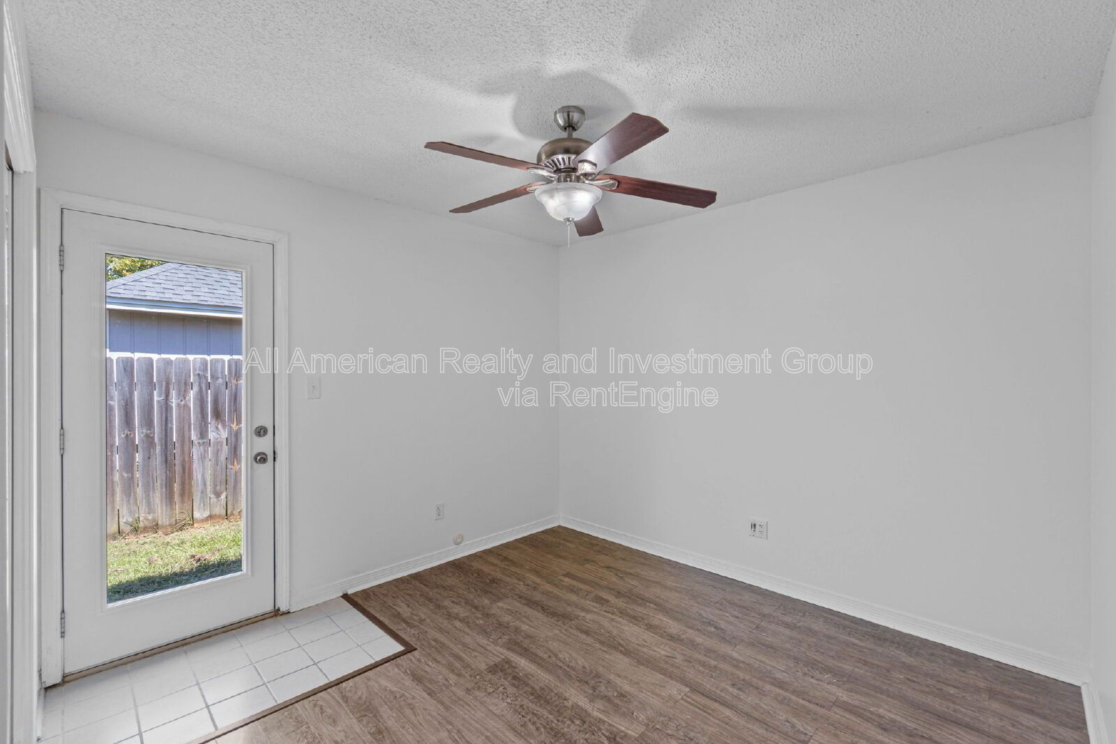 Building Photo - 1721 Colonial Ct