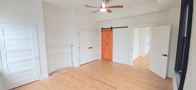 Building Photo - 1205 Lee St