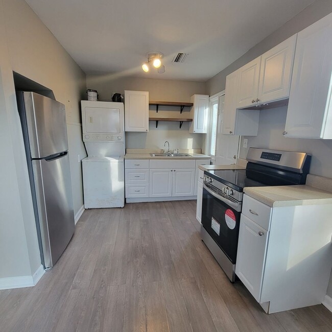 Building Photo - 1013 Garber St