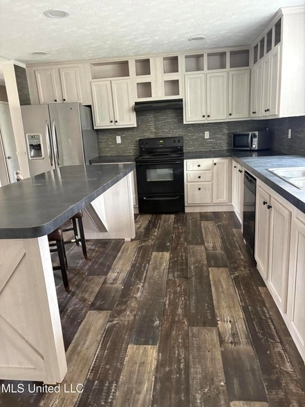 Building Photo - 1639 County Line Rd