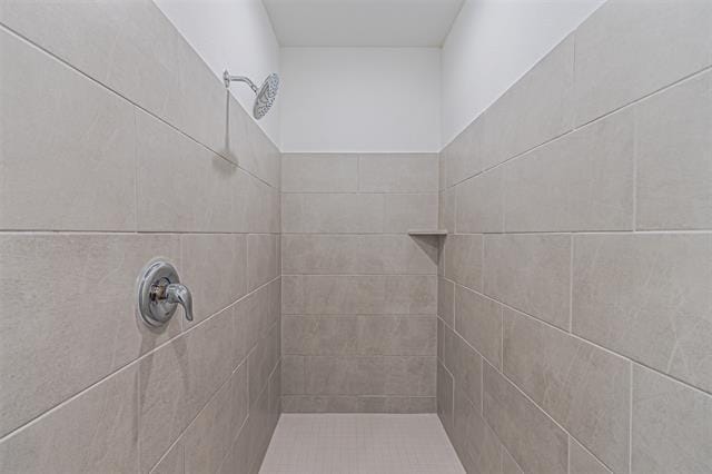 Building Photo - 10005 Warlander Dr