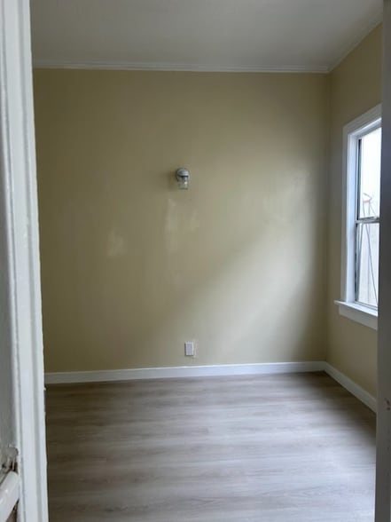 Building Photo - 4017 W 28th St