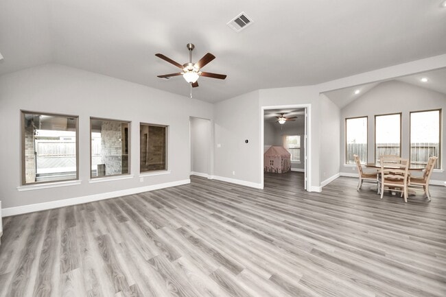 Building Photo - 10719 Lacaille Ln