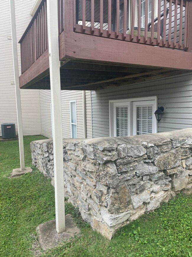 Building Photo - 420 Elysian Fields Rd