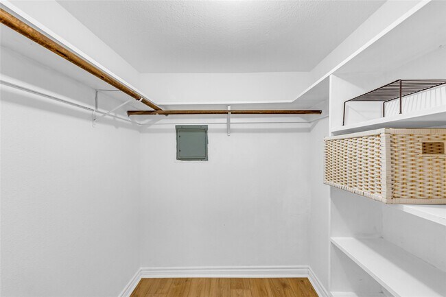 Building Photo - 3220 69th St
