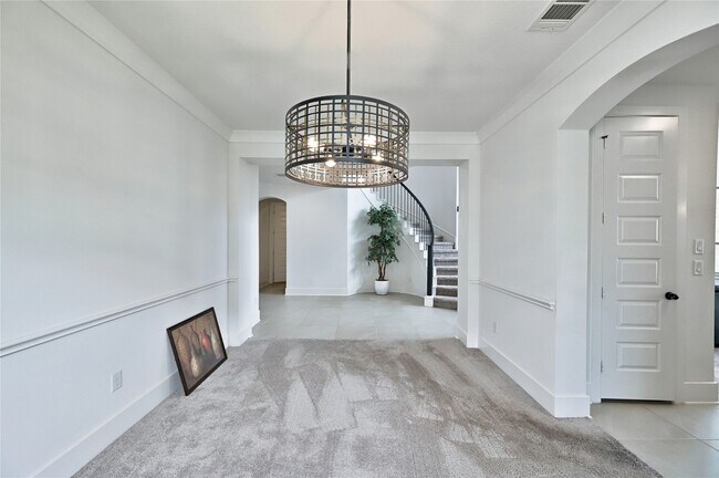 Building Photo - 6211 Shore Ridge Ct