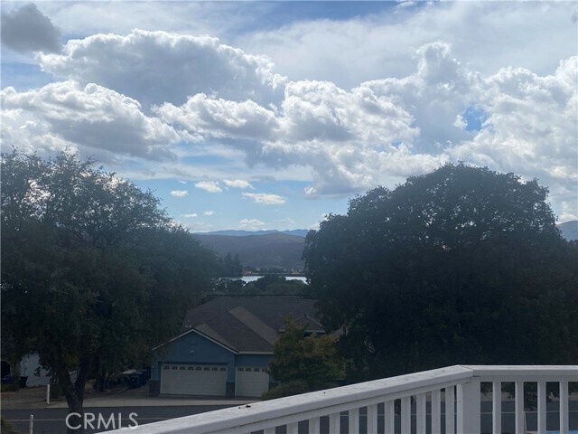 Building Photo - 18700 Oak Grove Rd