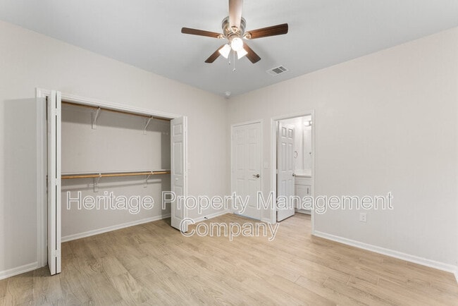 Building Photo - 109 Remolino