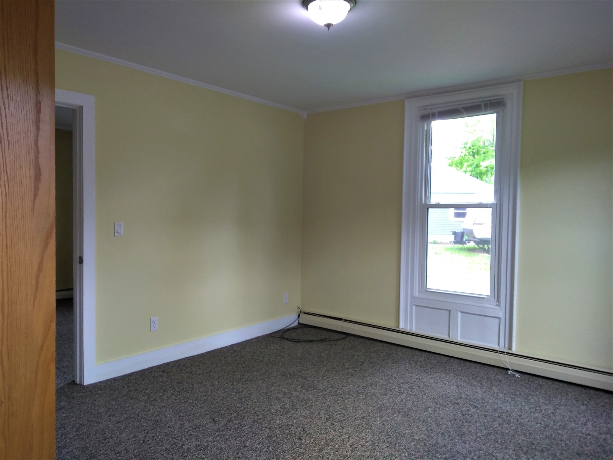 Front bedroom - 100 N Main St
