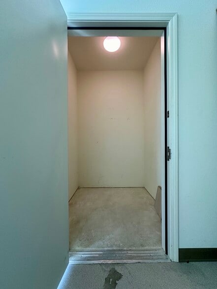Building Photo - 809 Auzerais Ave