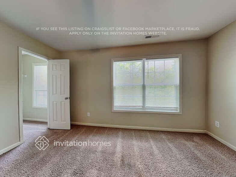 Building Photo - 927 Spring Meadow Dr