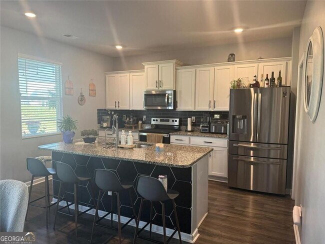 Building Photo - 314 Pepin Ct