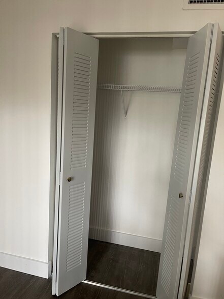 Building Photo - 19055 NW 62nd Ave