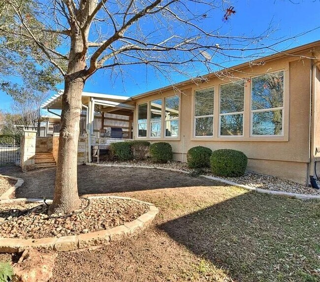 Building Photo - 921 Apache Mountain Ln