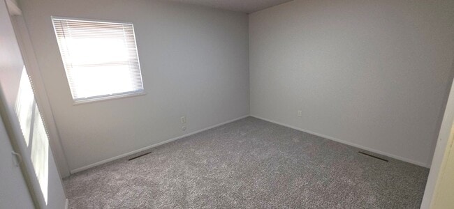 Building Photo - 2545 S Ingram Mill Rd