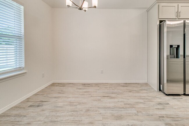 Building Photo - Brand New 4 Bed Home!