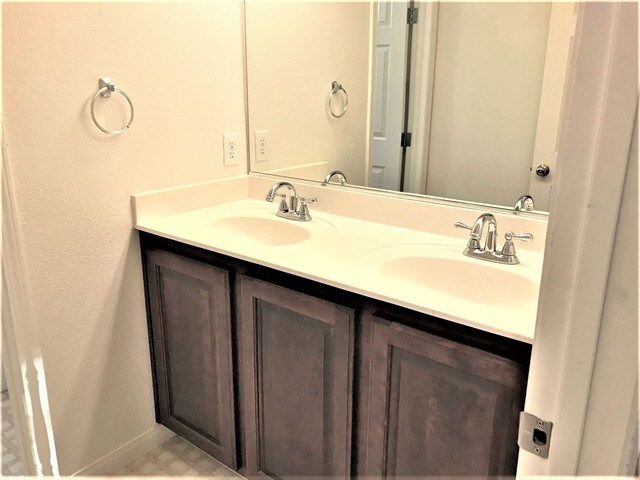 Building Photo - 2260 Autumn Fire Ct