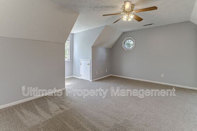 Building Photo - 4614 Masonboro Loop Rd