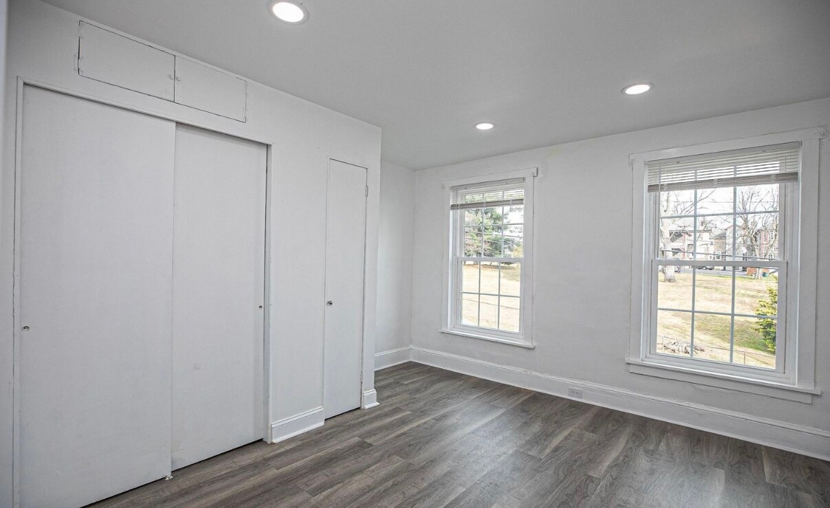 Building Photo - 6170 Lawnton St