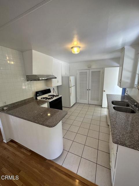 Building Photo - 2618 Griffith Park Blvd