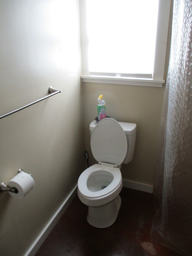 Building Photo - 488 FM 1441