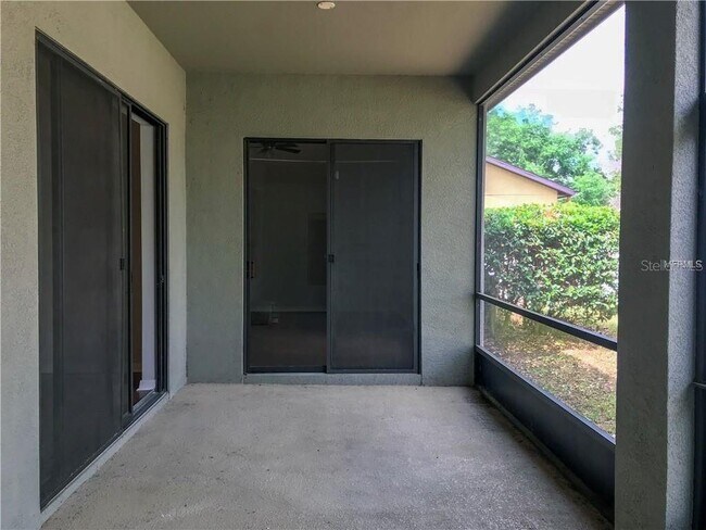 Building Photo - 1934 Abbey Ridge Dr