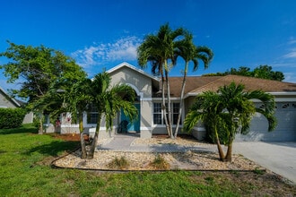 Building Photo - 12795 Kingsway Rd