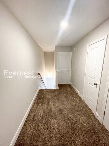 Building Photo - 1000 Henry Pl Blvd