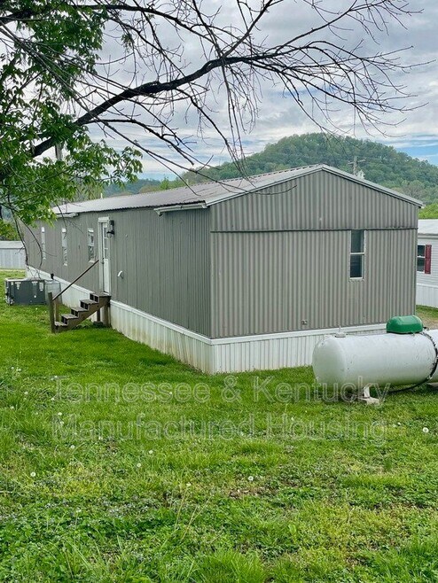 Building Photo - 207 Cumberland Ln