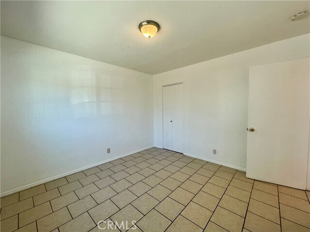 Building Photo - 510 S Vine Ave