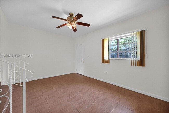 Building Photo - 244 NW 43rd St