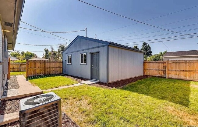 Building Photo - North Park Hill neighborhood Available in July