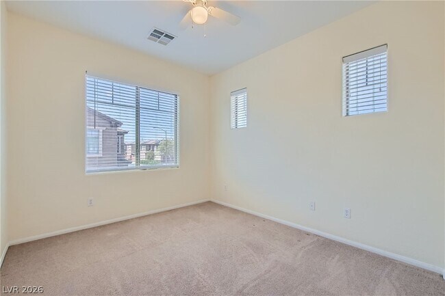Building Photo - 665 Calamus Palm Pl