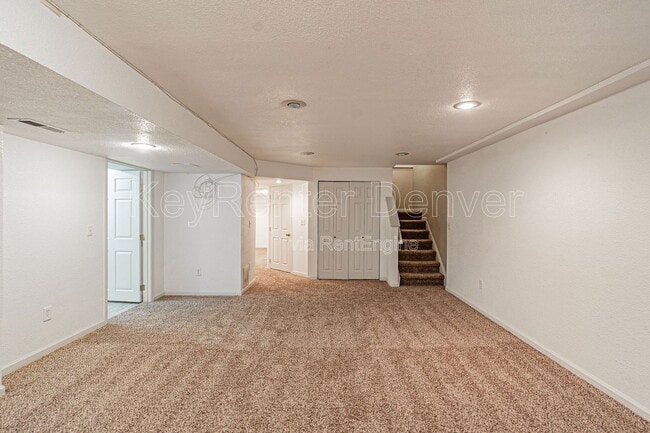 Building Photo - 14129 E Warren Pl